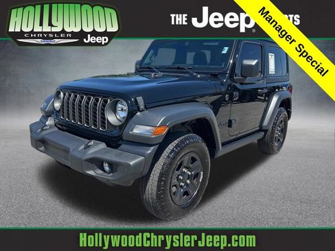 Certified 2025 Jeep Wrangler Sport AWD/4WD image 1