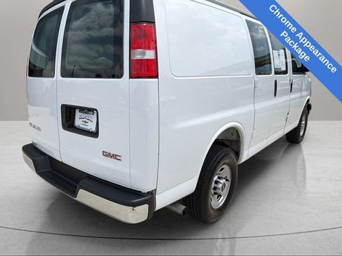 Used 2025 GMC Savana 2500 w/ Driver Convenience Package RWD image 8