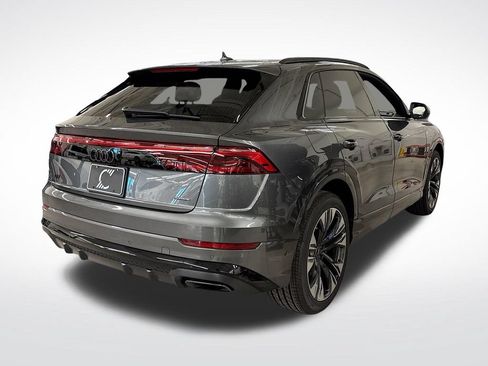 Used 2025 Audi Q8 Premium Plus AWD/4WD image 5