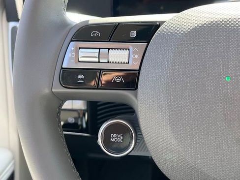 Used 2026 Hyundai Ioniq 5 Limited AWD/4WD image 17