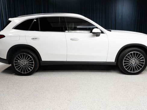 New 2027 Mercedes-Benz GLC 300 4MATIC image 4