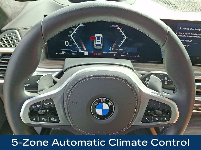 Used 2026 BMW X7 xDrive40i w/ M Sport Package AWD/4WD image 4