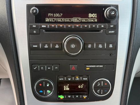 Used 2011 GMC Acadia SLT AWD/4WD image 27