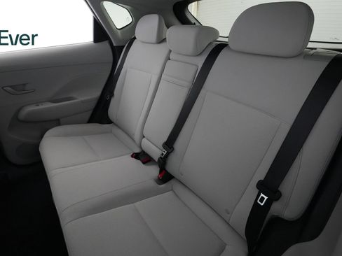 Used 2024 Hyundai Kona SEL FWD image 24