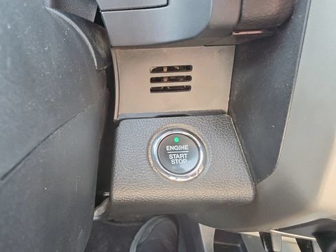 Used 2019 Ford F150 Lariat w/ Equipment Group 502A Luxury AWD/4WD image 15