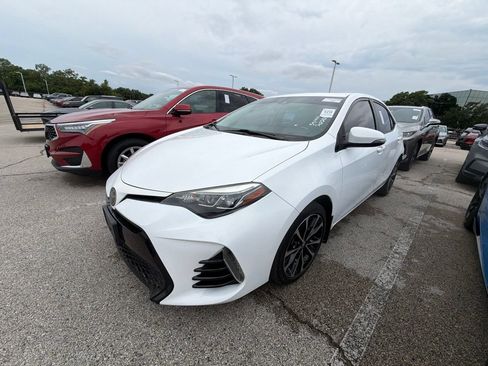 Used 2019 Toyota Corolla SE w/ SE Premium Package FWD image 1