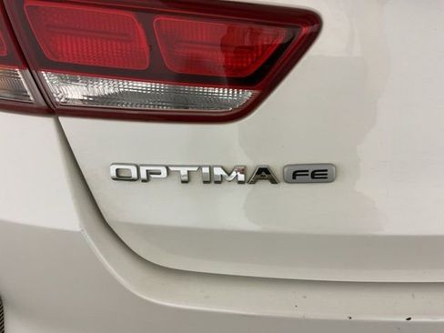 Used 2016 Kia Optima LX FWD image 16