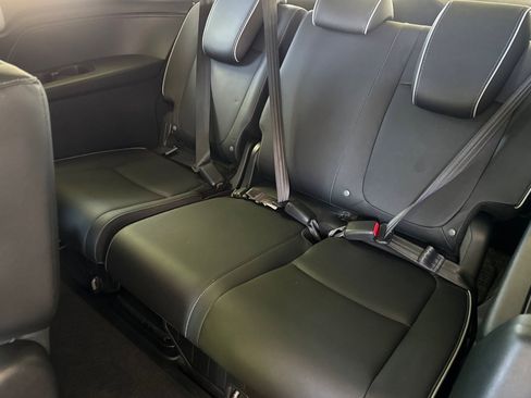 Used 2023 Honda Odyssey Elite image 14