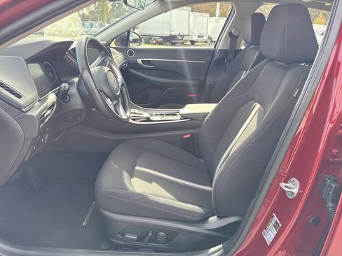 Used 2023 Hyundai Sonata SEL w/ Convenience Package image 16