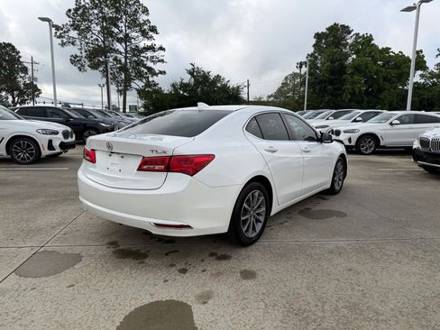 Used 2018 Acura TLX w/ Technology Package FWD image 7