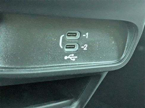 New 2026 Chrysler Pacifica Select image 22