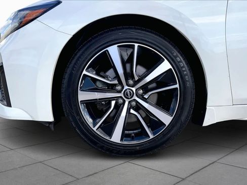 Used 2023 Nissan Maxima SL image 10