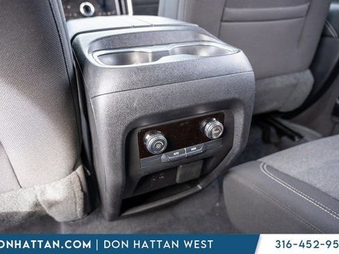 Used 2025 GMC Acadia Elevation image 22