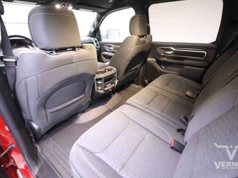 New 2026 RAM 1500 Big Horn AWD/4WD image 9