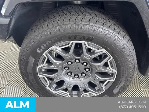 Used 2024 GMC Hummer EV 3X AWD/4WD image 14
