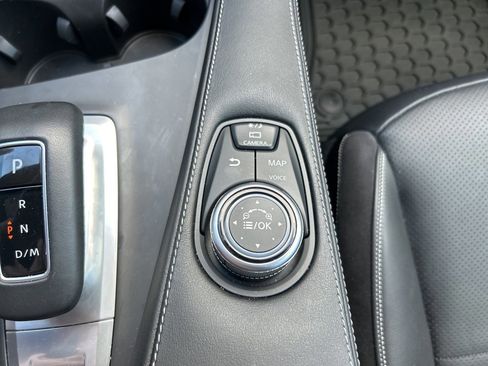 Used 2024 INFINITI QX50 Sport image 32