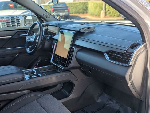 Certified 2025 GMC Acadia Elevation image 22