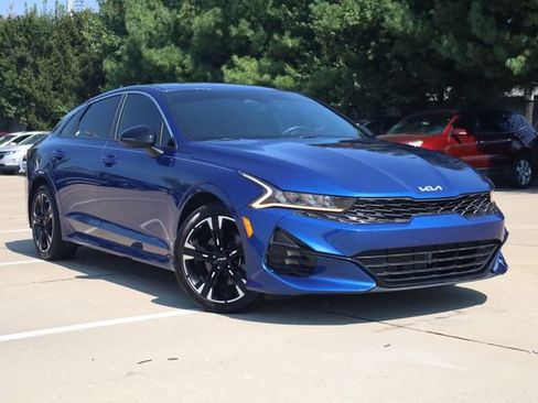 Used 2022 Kia K5 GT-Line FWD image 2