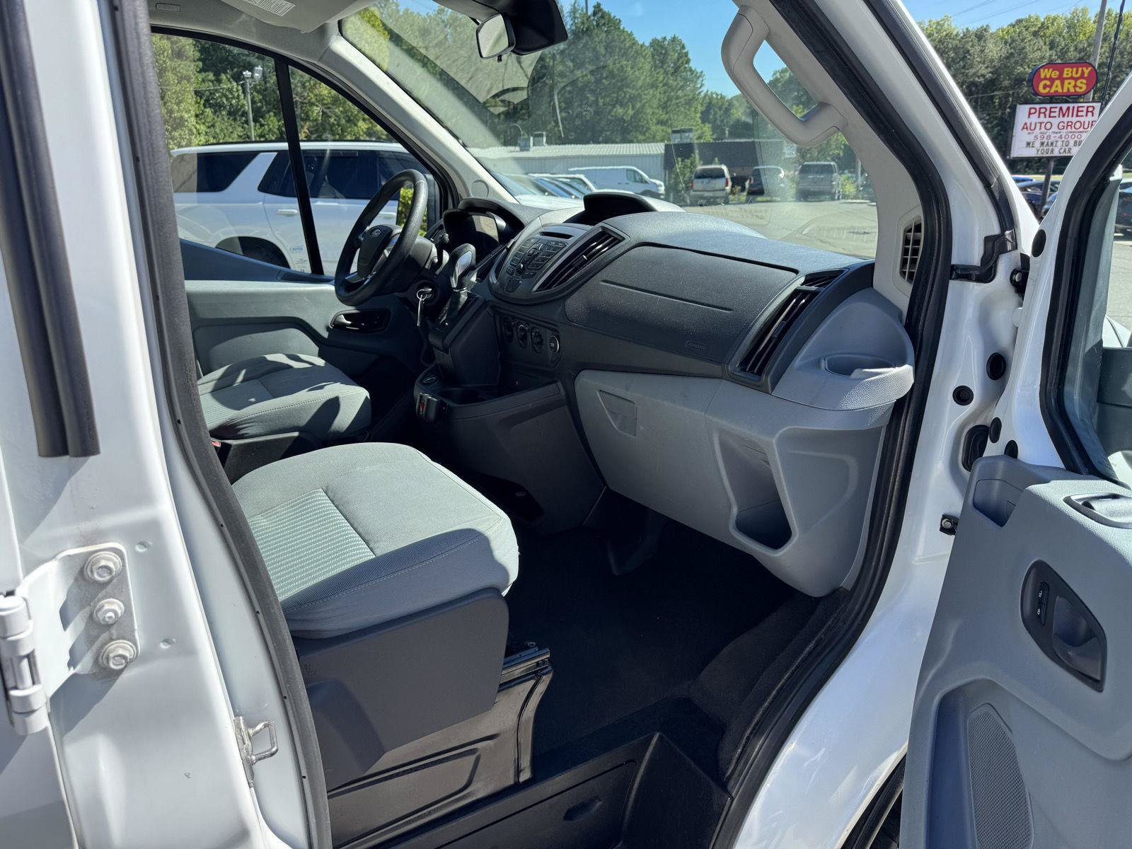 Used 2017 Ford Transit 350 XLT RWD image 13