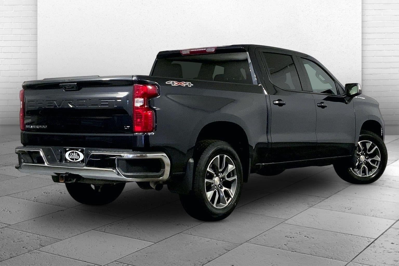 Used 2024 Chevrolet Silverado 1500 LT AWD/4WD image 13