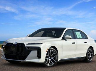 New 2025 BMW 750e xDrive w/ Executive Package video 1