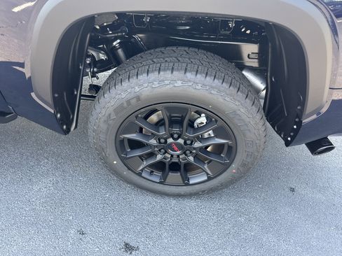 New 2026 Toyota Tundra SR5 AWD/4WD image 12