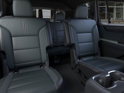 New 2026 GMC Acadia AT4 w/ Luxury Package image 17