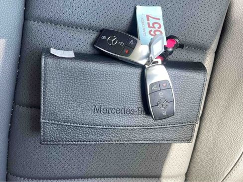 Used 2025 Mercedes-Benz GLE 450 4MATIC image 8