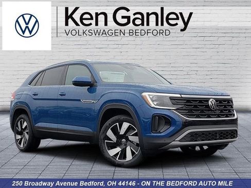 New 2026 Volkswagen Atlas Cross Sport SE image 1