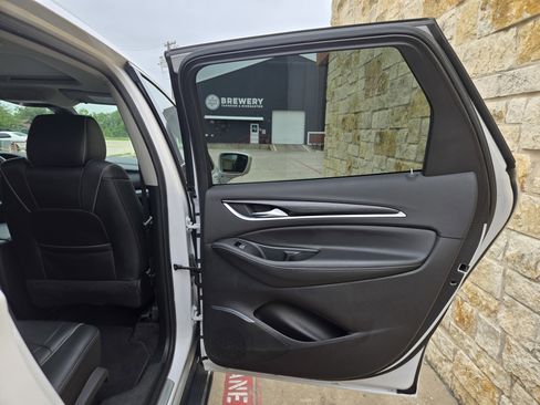 Used 2019 Buick Enclave Avenir w/ Avenir Technology Package FWD image 11