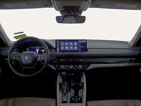 Used 2023 Honda Accord EX-L image 13