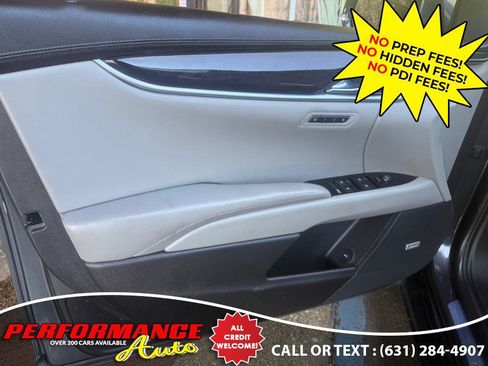 Used 2016 Cadillac XTS Premium image 26