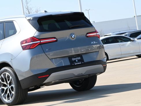 New 2026 BMW X3 xDrive30 w/ Premium Package image 5