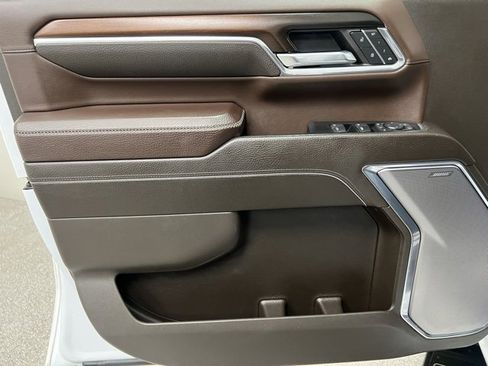 Used 2024 GMC Sierra 2500 Denali image 27