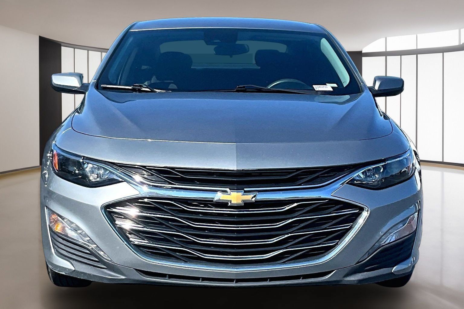 Used 2024 Chevrolet Malibu LT FWD image 2