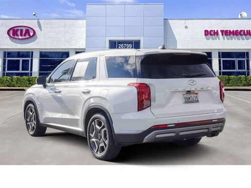 Used 2023 Hyundai Palisade SEL w/ Premium Package image 4