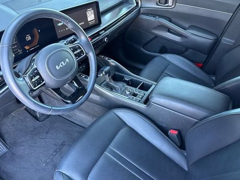 Certified 2025 Kia Sorento S AWD/4WD image 12