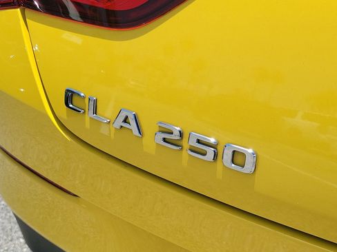 Certified 2022 Mercedes-Benz CLA 250 image 7