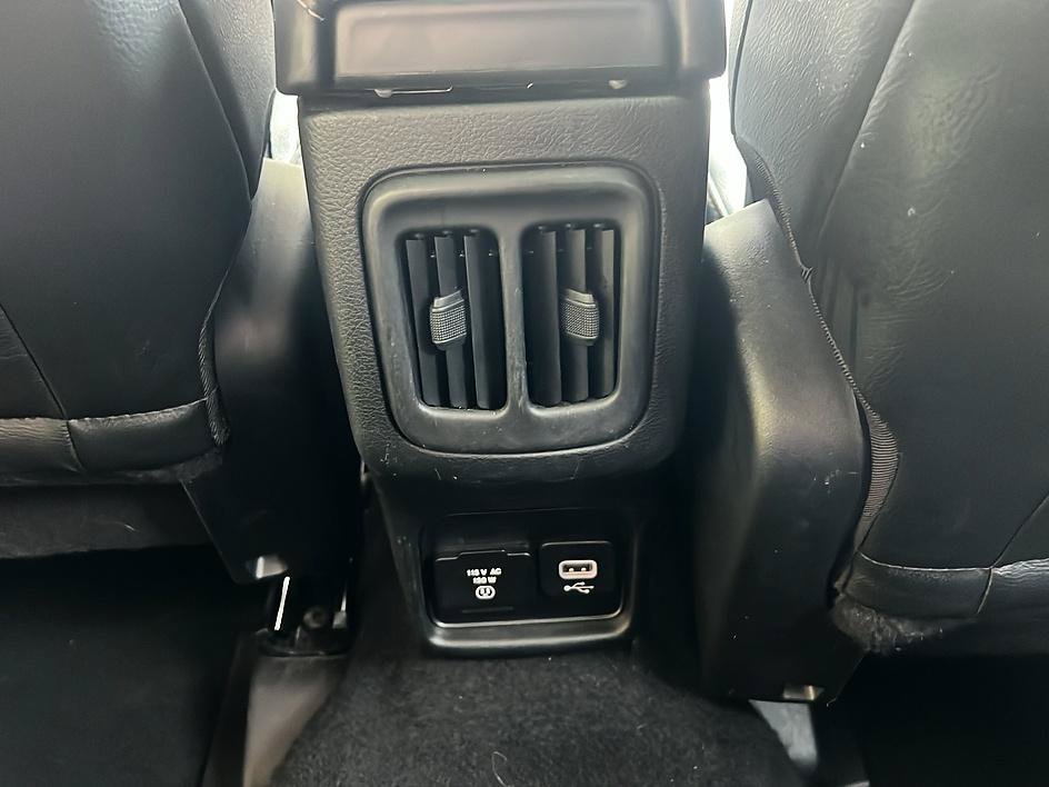 Used 2021 Jeep Compass Latitude w/ Sun and Sound Group FWD image 27