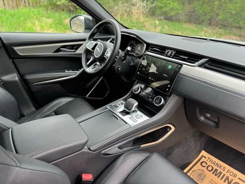 Certified 2024 Jaguar F-PACE R-Dynamic S AWD/4WD image 19