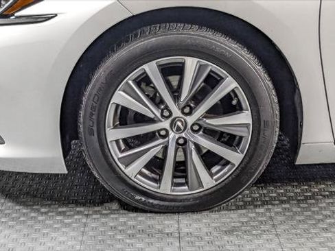 Used 2019 Lexus ES 350 w/ Premium Package FWD image 36