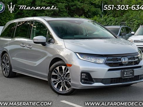 Used 2025 Honda Odyssey Elite image 1