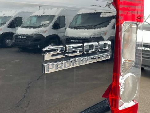 New 2026 RAM ProMaster 2500 w/ Premium Convenience Group FWD image 38