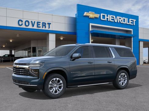 New 2026 Chevrolet Suburban LT w/ Comfort Package image 2