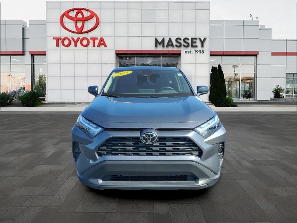 Used 2025 Toyota RAV4 LE FWD image 8