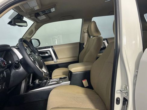 Used 2024 Toyota 4Runner SR5 AWD/4WD image 14