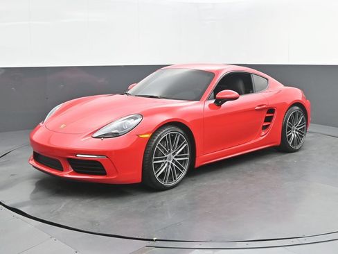 Certified 2025 Porsche 718 Cayman RWD image 1