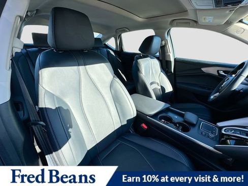 Used 2025 Acura TLX w/ Technology Package image 33