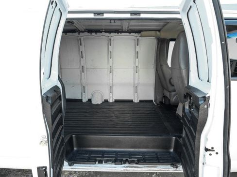 Used 2022 Chevrolet Express 2500 Extended w/ Driver Convenience Package RWD image 24