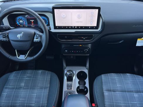 Used 2025 Ford Bronco Sport Heritage w/ Convenience Package image 13